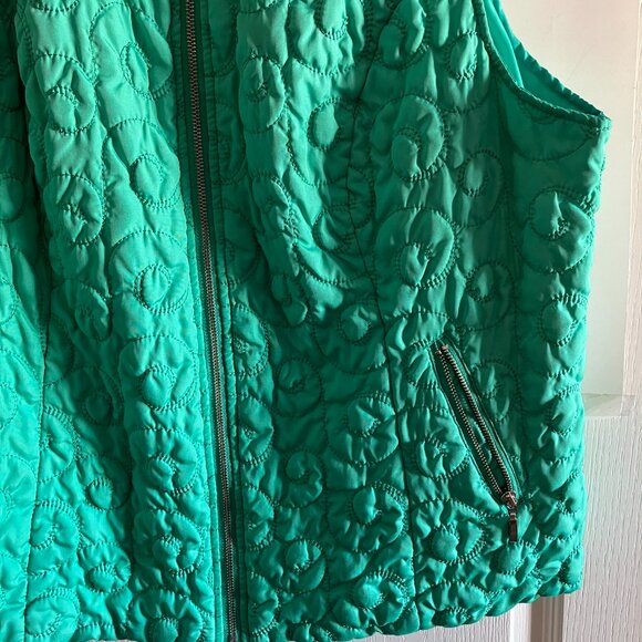 Christopher & Banks Quilted Lightweight Puffer Vest Kelly Green Size 1X EUC. - Picture 5 of 11